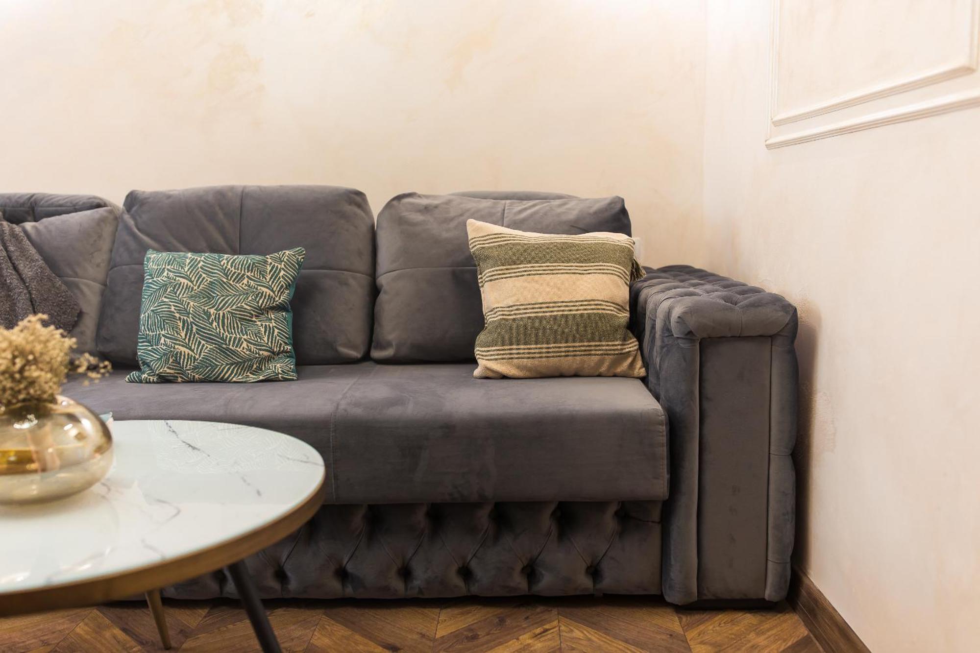 Royalty Apt With City Views On Calea Victoriei Bukarest Eksteriør billede