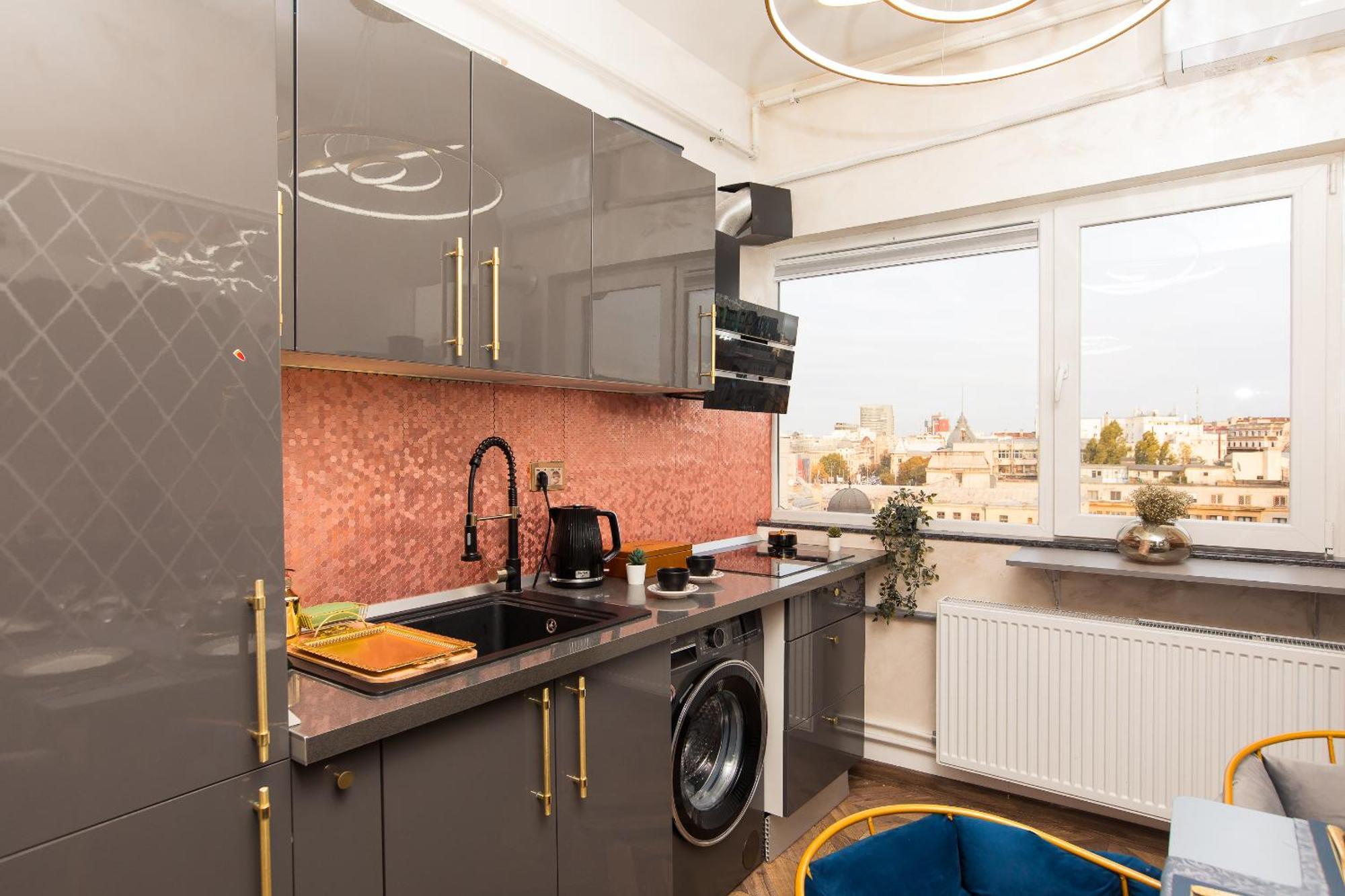Royalty Apt With City Views On Calea Victoriei Bukarest Eksteriør billede
