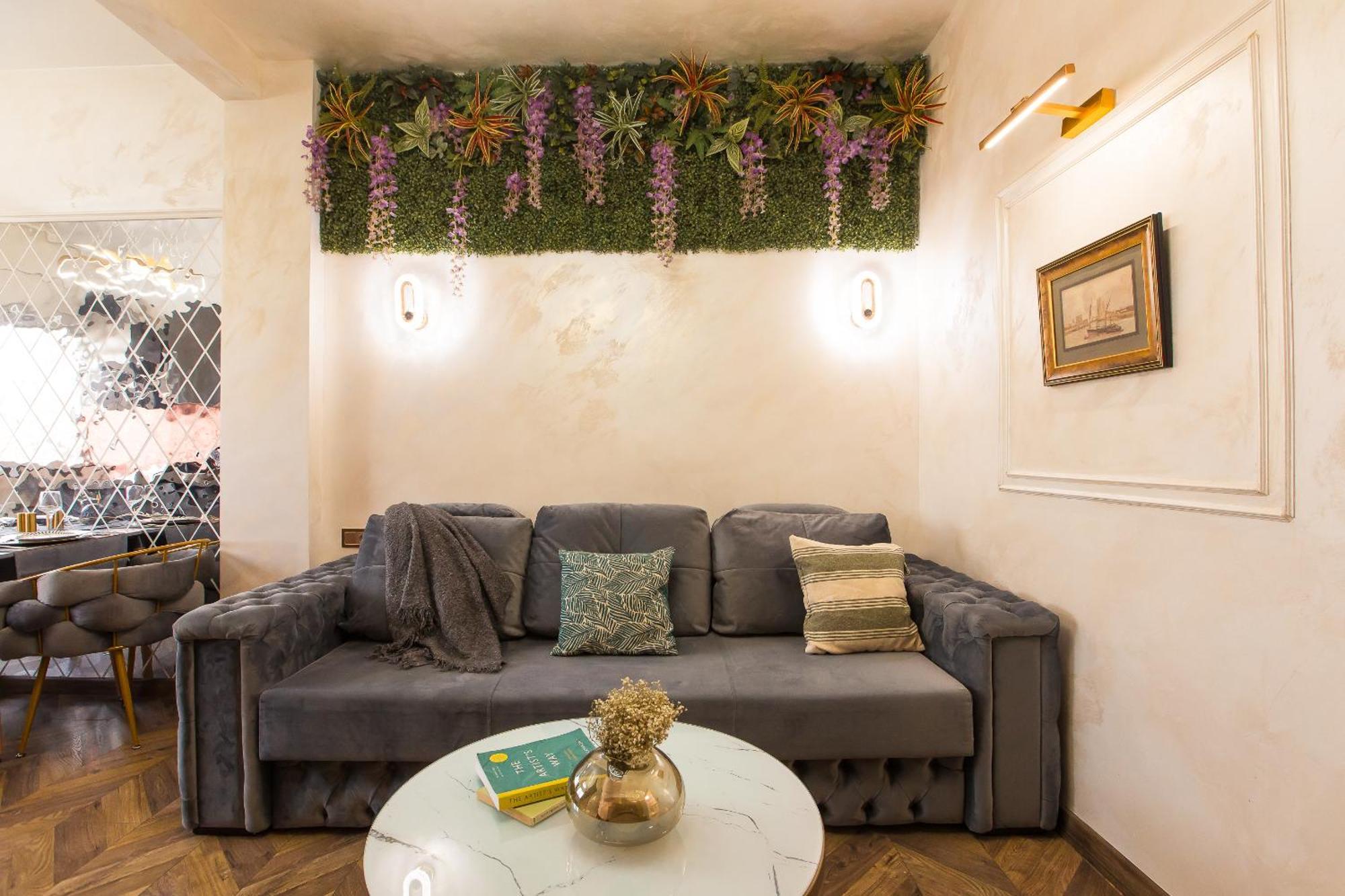 Royalty Apt With City Views On Calea Victoriei Bukarest Eksteriør billede